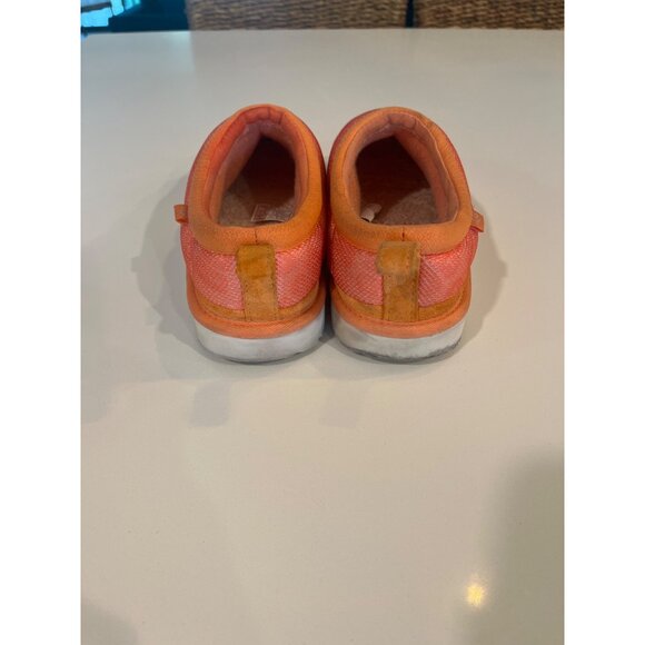 Ugg Slip Ons Sz 5 Orange - Picture 5 of 10